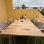 Holabrisas Apartman *