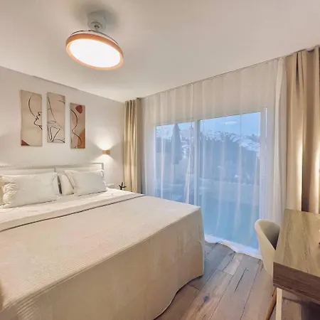 Holabrisas * Адехе